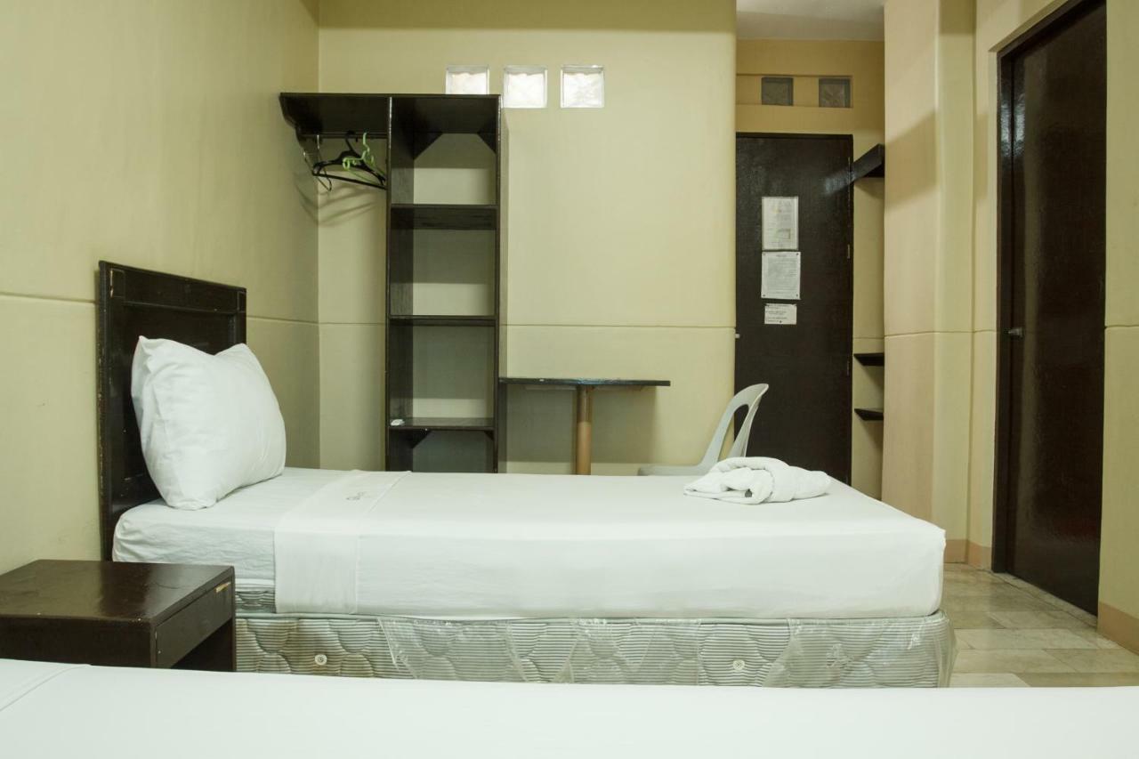 Gv Hotel - Valencia Εξωτερικό φωτογραφία