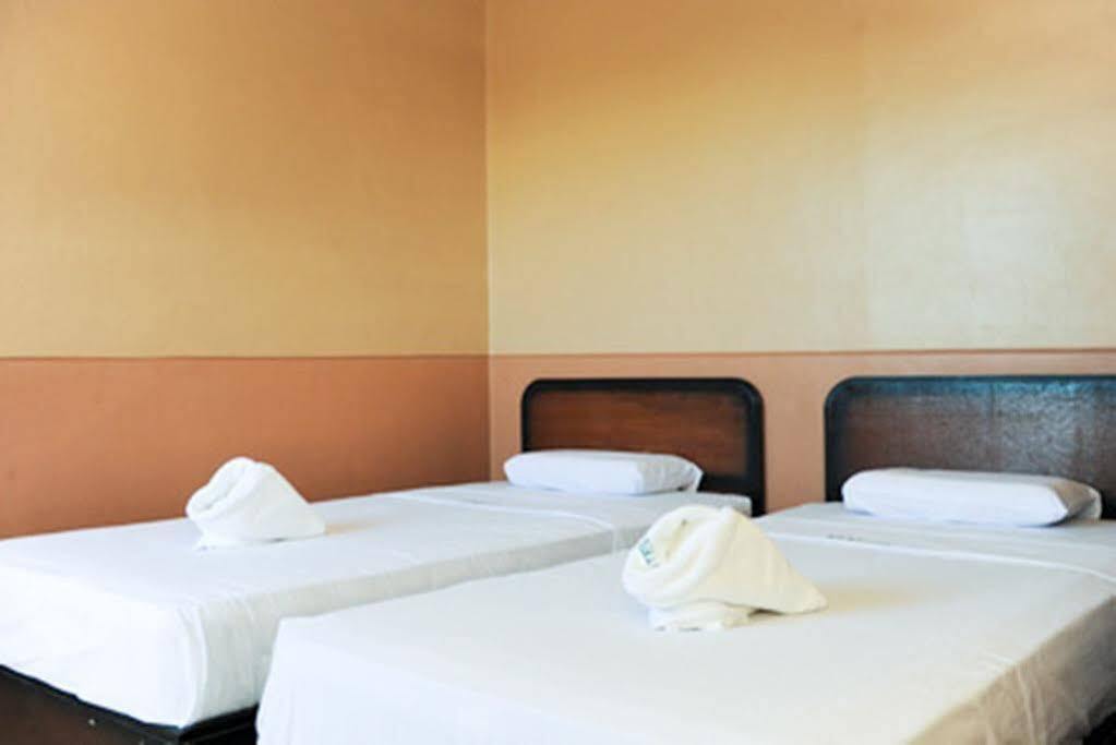 Gv Hotel - Valencia Εξωτερικό φωτογραφία